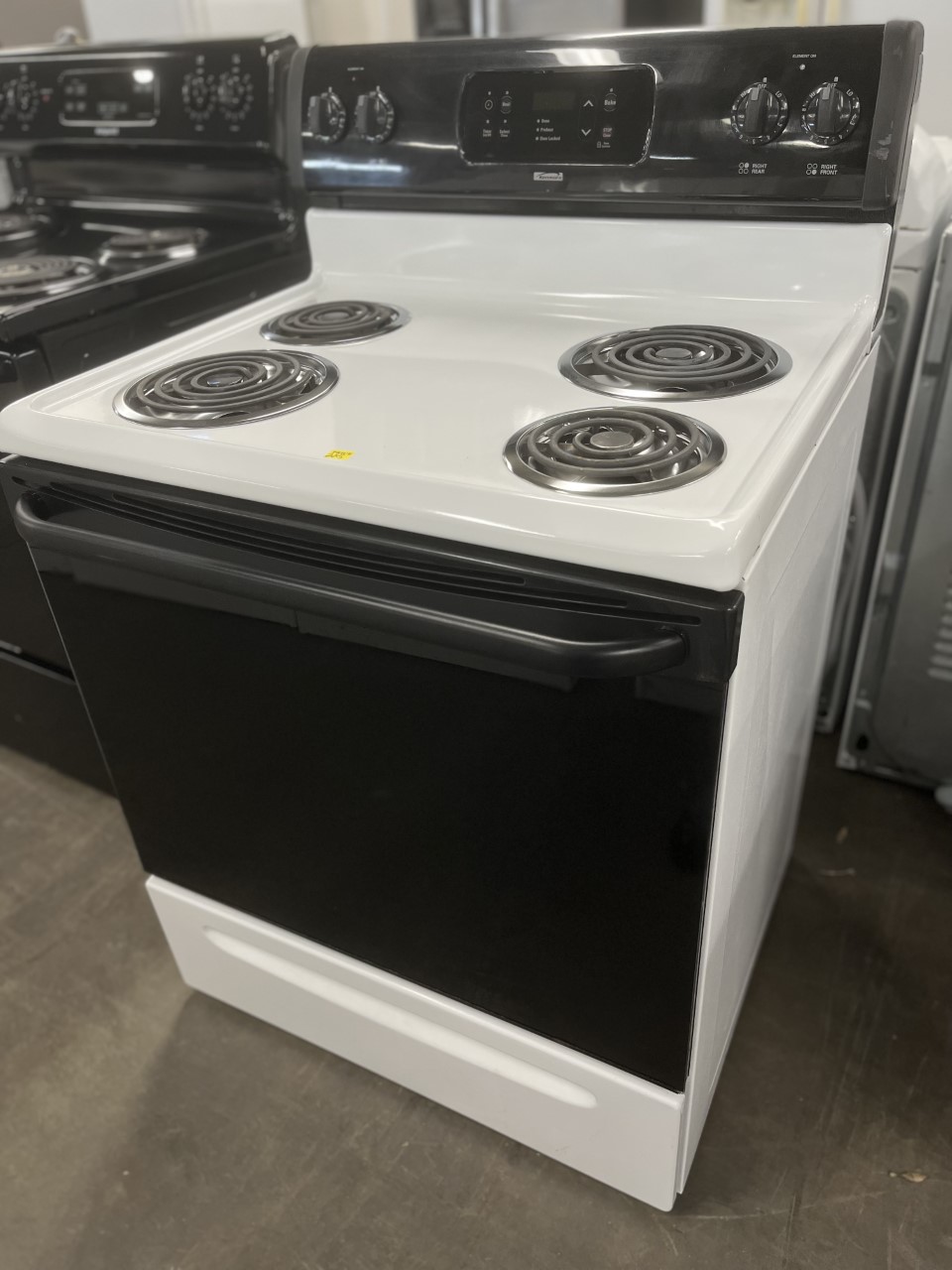 30 IN Electric Kenmore Range w